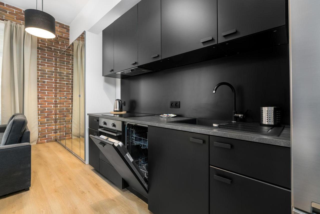 Apartment Poznan Mtp Chelmonskiego By Noclegi Renters Eksteriør bilde