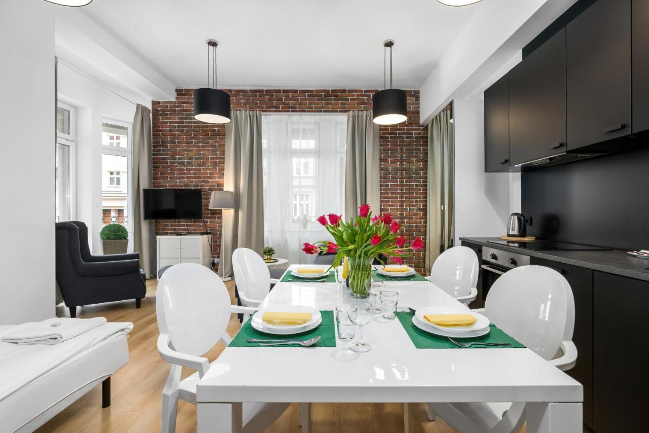 Apartment Poznan Mtp Chelmonskiego By Noclegi Renters Eksteriør bilde