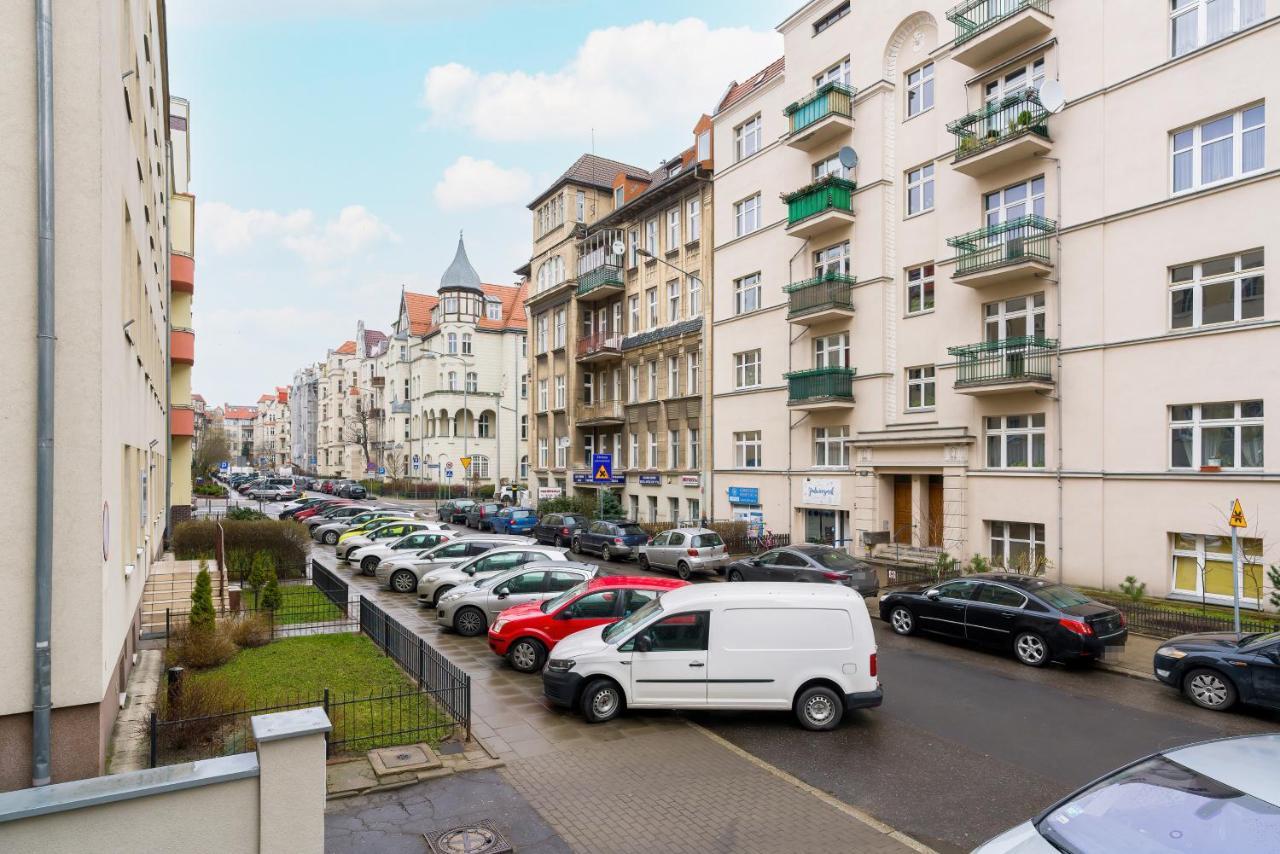 Apartment Poznan Mtp Chelmonskiego By Noclegi Renters Eksteriør bilde