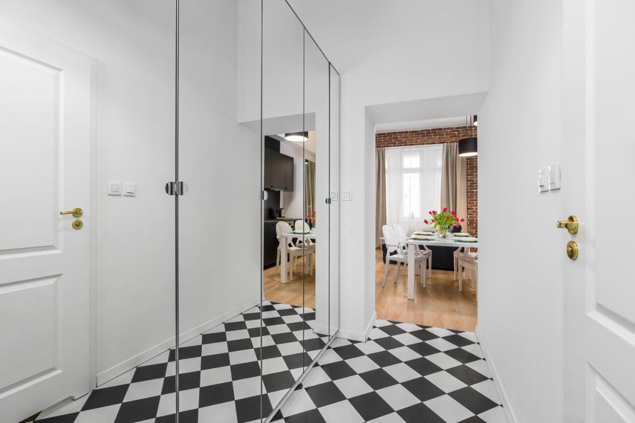 Apartment Poznan Mtp Chelmonskiego By Noclegi Renters Eksteriør bilde