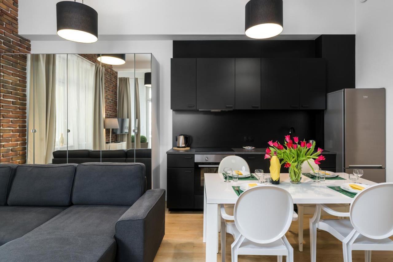 Apartment Poznan Mtp Chelmonskiego By Noclegi Renters Eksteriør bilde
